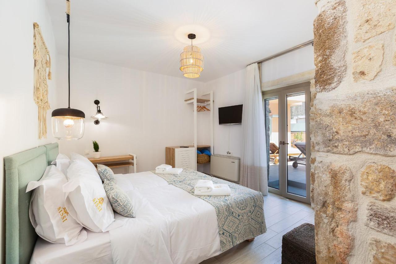 Sissi Boutique Villa Pigi  Exterior photo